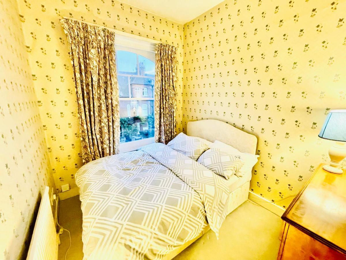 New Lovely 2-Bedroom Condo In Chelsea Лондон Екстер'єр фото